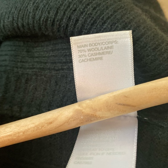 Zella Sweater, Dark Green, size XXS, worn once. - Picture 6 of 9